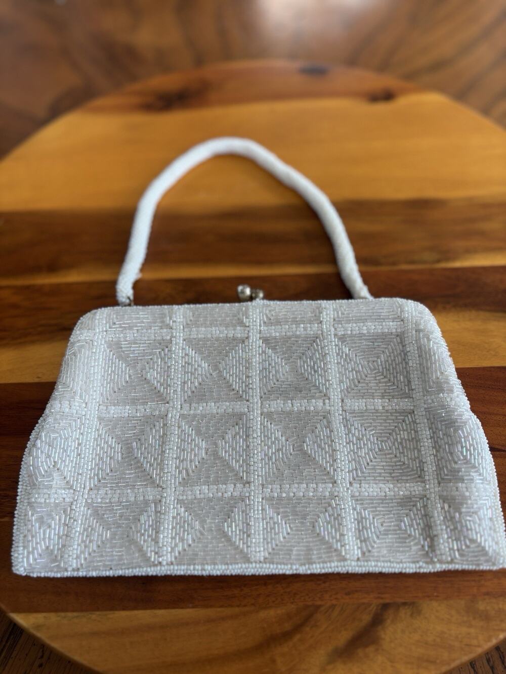 Vintage White Beaded Geometric Kiss Lock Top Handle Clutch Lined Inner Pockets